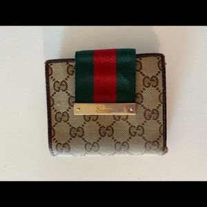 Gucci monogram wallet
